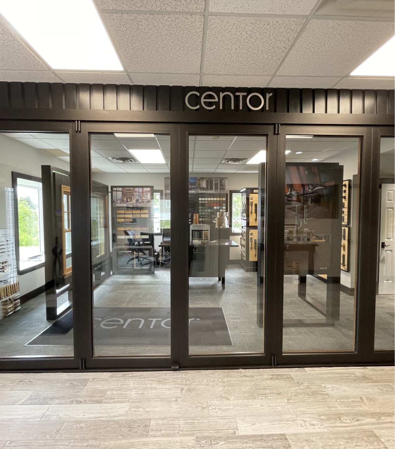 Centor Bi-Folding door exterior