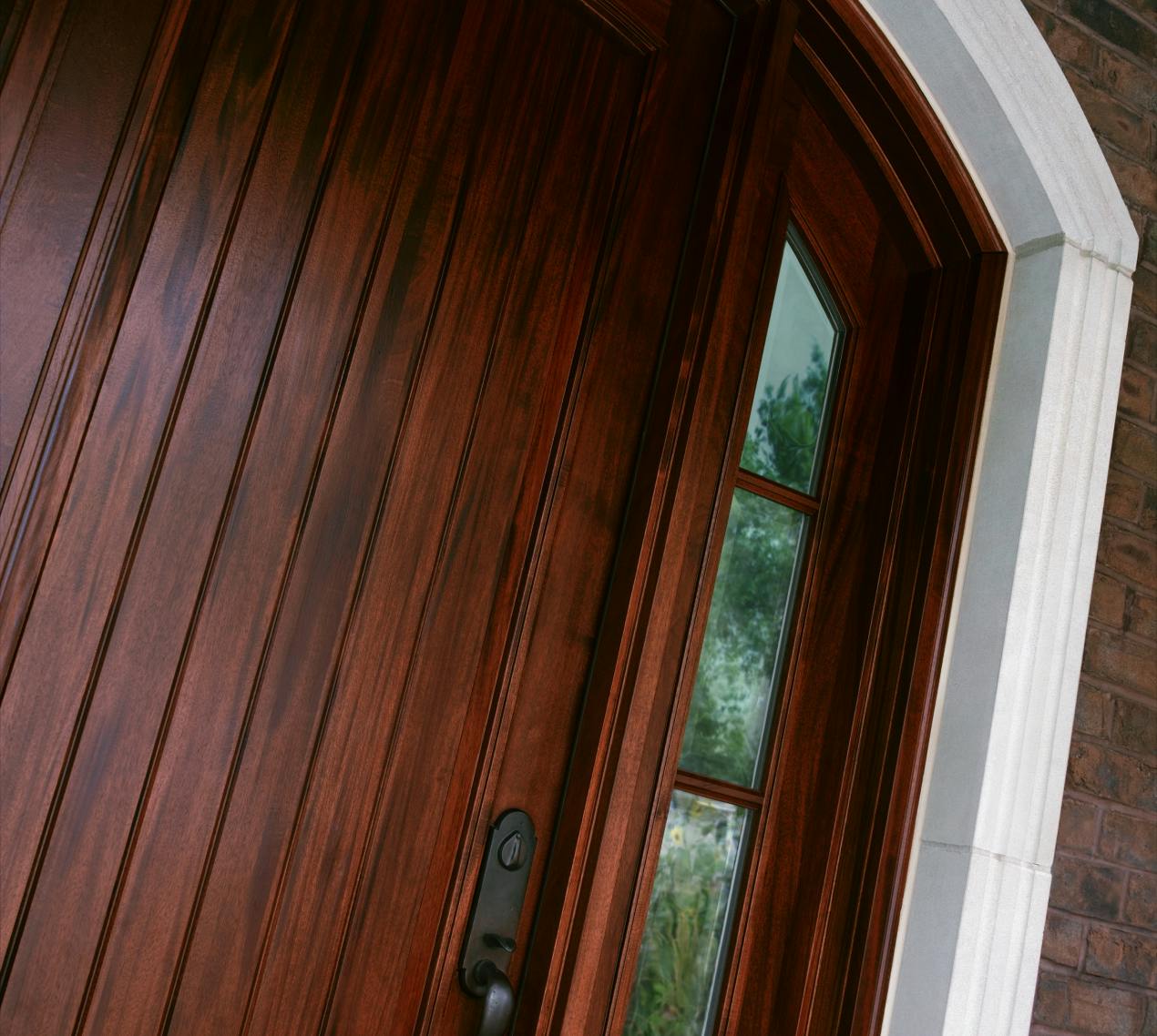 Andersen-entrance-rounded-wood-sidelight