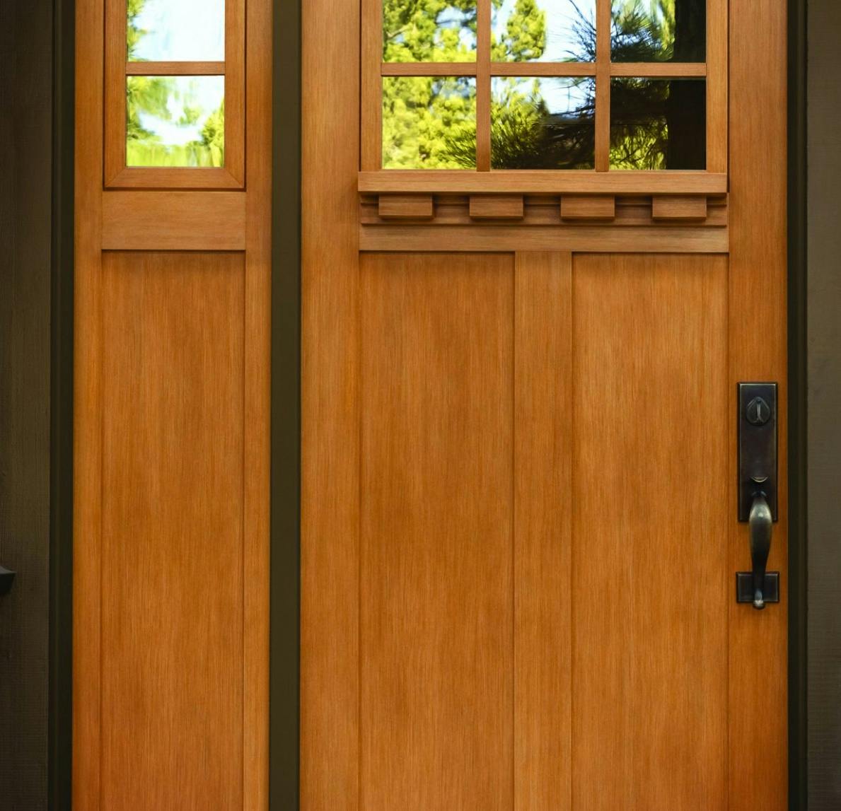 Mastergrain solid wood door with sidelight