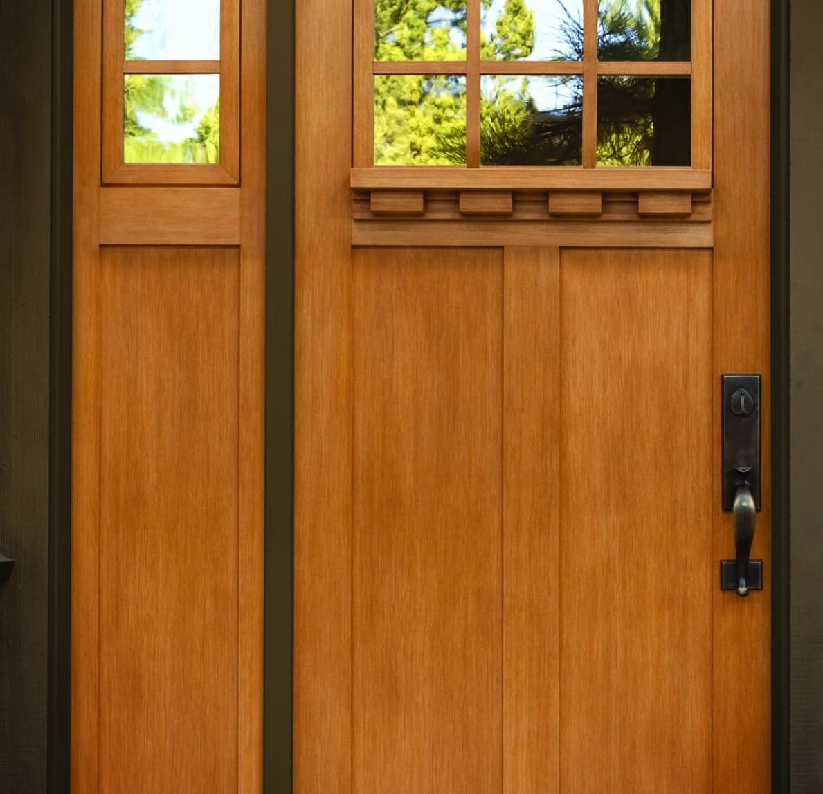 Mastergrain solid wood door with sidelight